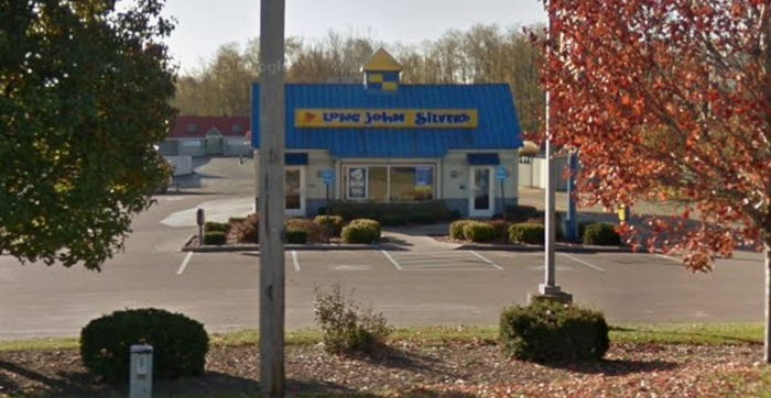 Long John Silvers - Kalamazoo - 5481 W Main St (newer photo)